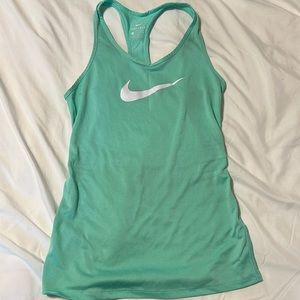 sea foam nike tanktop